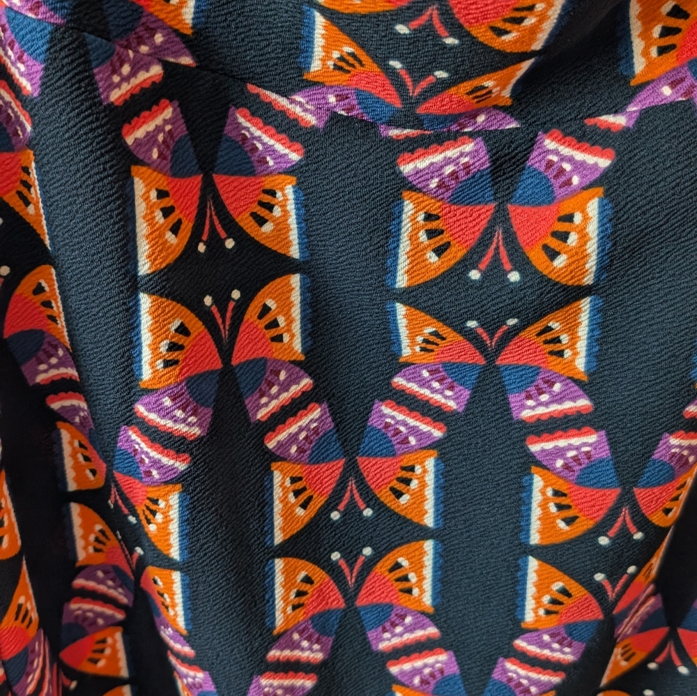 LulaRoe Cassie Pencil Skirt With Butterfly Pattern. Size XL - Picture 3 of 8
